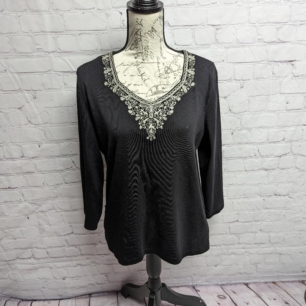 XL clothing lot. Venus, Liz Claiborne, Nine West, Old Navy, Maurices, time & 635 - Picture 3 of 10
